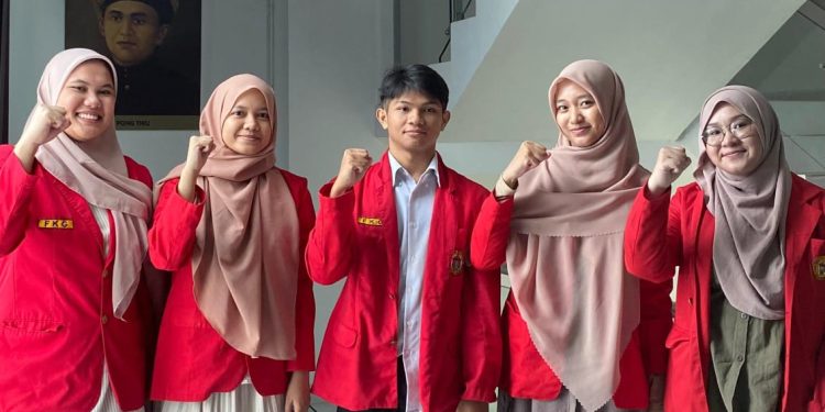 Tim Dental Bur IoT PKM-KC Buat Prototipe Bur Gigi untuk Atasi Dental Anxiety