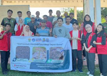 KKN Unhas Latih Warga Buat Briket dan Pupuk Kompos dari Limbah Pertanian