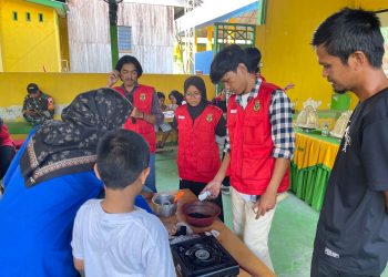 Mahasiswa KKN Sulap Limbah Jagung dan Kelapa Jadi Produk Briket Berkualitas