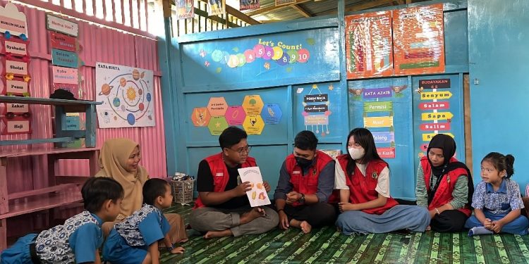 Mahasiswa KKN Unhas Edukasi Anak-anak TK Pertiwi Makanan Sehat dan Bergizi