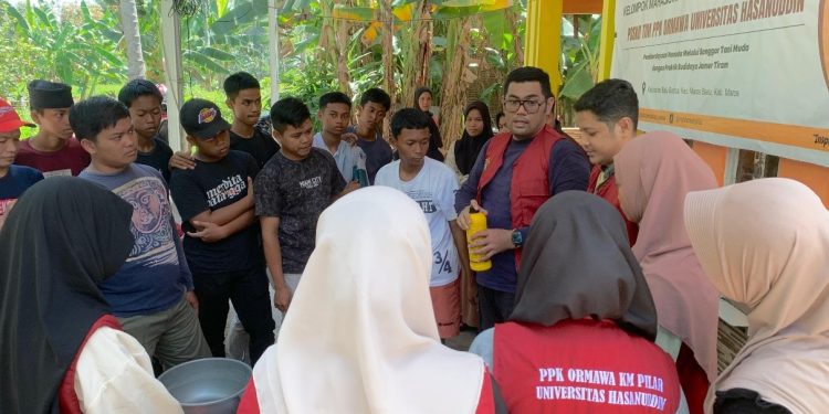 Pelatihan Pertanian berkelanjutan kepada pemuda Kelurahan Bajo Bodoa, Maros baru. Foto: Dokumentasi Pribadi.