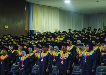 Pelaksanaan Wisuda Unhas yang biasanya digelar di Baruga AP Pettarani Unhas. Foto: IDENTITAS/M. Ridwan.