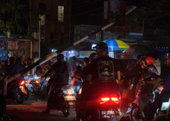 Arus Kendaraan Tak Terkontrol, Kemacetan Panjang Terjadi di Pintu Nol Unhas