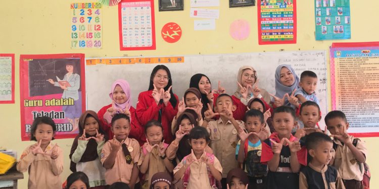 Tim Whola Journey Berhasil Tembus Pimnas Lewat Program Literasi di SD Inpres Salekowa