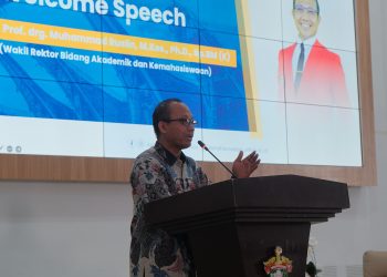 WR I Unhas Buka Kuliah Umum Kebudayaan