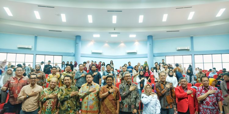 Unhas Gelar Seminar Nasional Pilkada tentang Peran Lembaga Survei dan Demokrasi Lokal