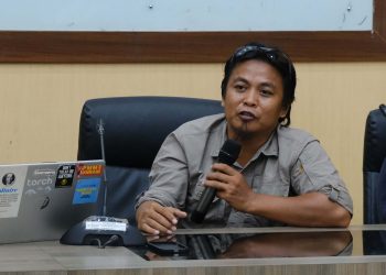 Fotografer Sindo Bahas Teknik Komposisi Dasar di Pelatihan Jurnalistik PK Identitas Unhas