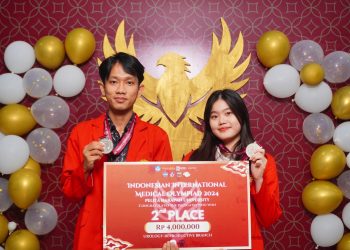 Tim Mahasiswa FK Unhas berhasil meraih juara 2 Indonesian International Medical Olympiad (IMO) 2024 di Universitas Pelita Harapan pada Sabtu (16/11). Foto: Dokumentasi Pribadi