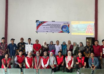 Foto bersama setelah kegiatan program kerja, Jumat (27/12).
