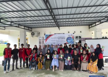 Edukasi Pelaku UMKM, Mahasiswa KKN-T Gelar Sosialisasi UU Perlindungan Konsumen