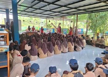 Mahasiswa KKN-T Unhas Laksanakan Sosialisasi Pernikahan Dini ke Pelajar SMPN 16 Mandai