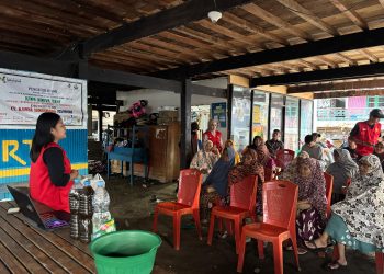 Tingkatkan Pertanian Ramah Lingkungan, KKNT Unhas Lakukan Sosialisasi Pembuatan Pestisida Nabati