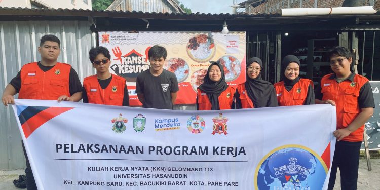 Mahasiswa KKN Unhas Promosikan Kuliner Khas Parepare dengan Visual Kreatif Digital