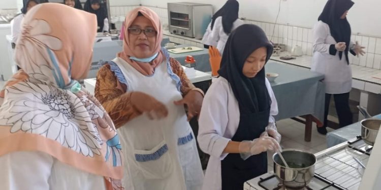 Overcome Stunting with Local Food Preparations Typical of West Sulawesi