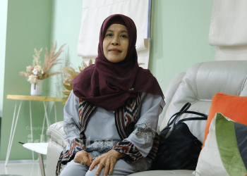 Dekan Fakultas Farmasi (FF) Unhas, Prof Marianti A Manggau saat ditemui di Ruangan Dekan FF, Minggu (02/03). Foto: IDENTITAS/ISBA