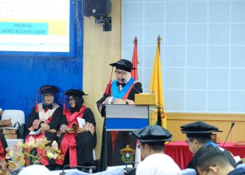 Pengukuhan Guru Besar FIKP Bahas Rekonstruksi Ekonomi Nelayan Pesisir