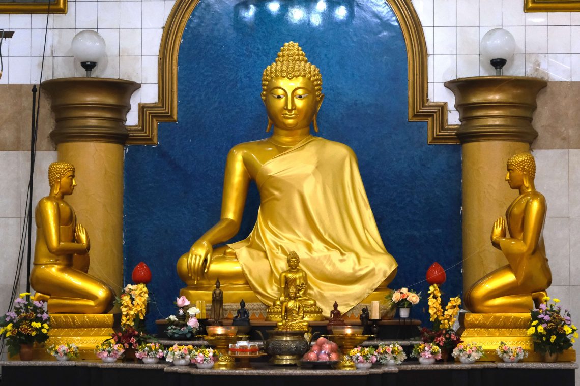 Patung Buddha menggambarkan Pangeran Siddhartha Gautama