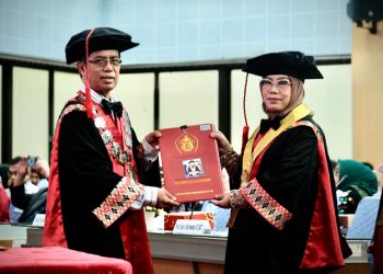 Ulas Material Konstruksi Berbasis Limbah, Dosen Teknik Resmi Dikukuhkan Sebagai Guru Besar