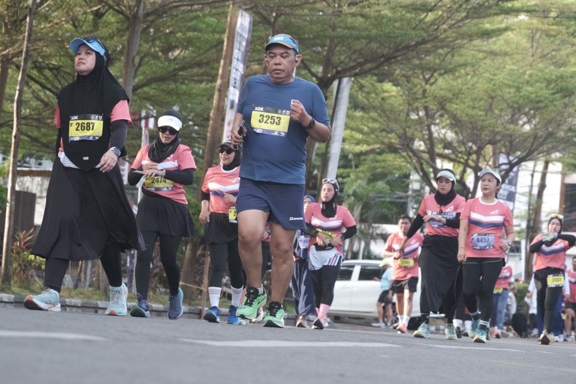 Suasana Pelari di Makassar Half Marathon 2025