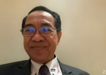 Prof JJ sampaikan pentingnya penggunaan Aplikasi SIPANTAU, secara daring melalui Zoom Meeting, Rabu (04/06). Foto: Tangkapan Layar