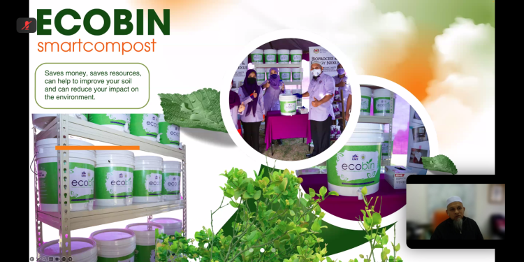 Assoc Prof. TS. Dr. Shahrul Ismail dalam pemaparannya pada Workshop & Public Lecture: Social Inovation in Malaysia, Rabu (11/06). Foto: Tangkapan Layar