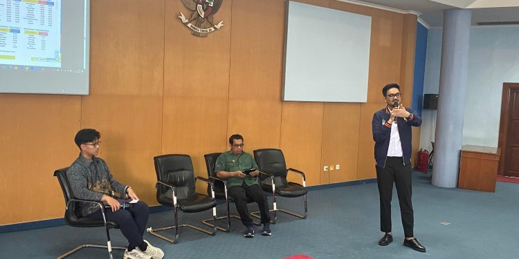 Ketua FIM PII Sulsel Dorong Mahasiswa Siap Hadapi Dunia Kerja dalam Diskusi Keinsinyuran