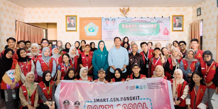 Kolaborasi Mahasiswa KKN-PK dan ASN Bissapu Gelar Bakti Sosial-Pemeriksaan Kesehatan Gratis