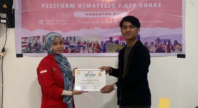 Diklat Kepenulisan Himafisio Unhas Dorong Kemampuan Public Speaking Mahasiswa