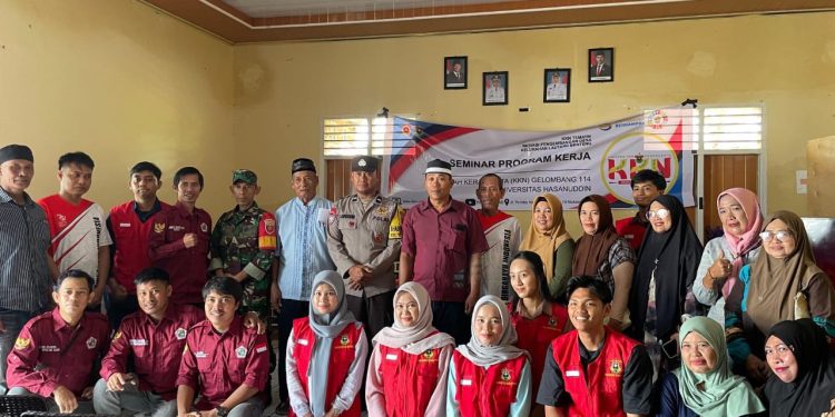 Mahasiswa KKN Unhas 114 Paparkan Program Kerja di Kelurahan Lautang Benteng