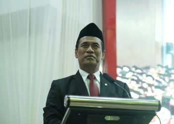 Mentan RI Kenang Kehidupan Kuliah pada Wisuda Periode Juli 2025