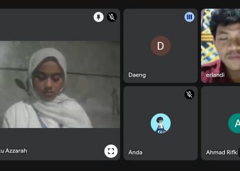 Potret penyampaian informasi untuk persiapan beasiswa oleh salah satu pemateri yang diadakan HIMARIN FIKP UNHAS, Senin (21/07). Foto: Tangkapan Layar