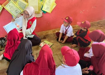 KKN Unhas Tingkatkan Kemampuan Literasi Anak Lewat Kegiatan Membaca Nyaring