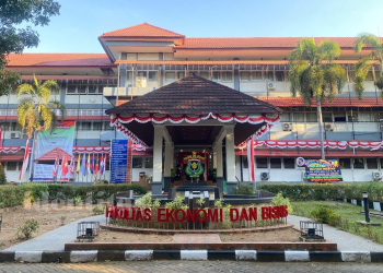 Fakultas Ekonomi dan Bisnis Universitas Hasanuddin. Foto: IDENTITAS/Lyth