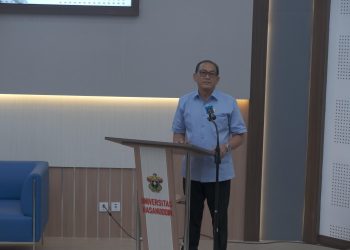 Ketua Majelis Wali Amanat Unhas, Prof Andi Alimuddin Unde saat memberikan sambutan pada Launching dan Sosialisasi Pemilihan Rektor Unhas Periode 2026-2030 di Arsjad Rasjid Lecture Theater, Senin (04/08). Foto: Dokumentasi pribadi