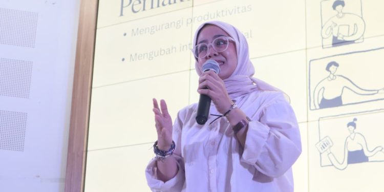 Dosen Psikologi Unhas Soroti Dampak Biologis Penggunaan Media Sosial Berlebih