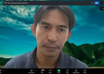 Dosen Arkeologi Unhas, Andi Muhammad Saiful, SS MA, saat menjabarkan pendapatnya di diskusi publik “Sentralisasi artefak: Solusi atau merusak data melalui Zoom Meeting. Foto: Tangkapan layar.