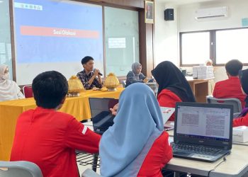 Kupas Komunikasi Visual Efektif dalam Desain Poster lewat Workshop UKM KPI Unhas