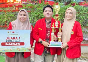 Tim Mahasiswa Teknik Unhas Berhasil Sabet Juara 1 Esai dalam Neforia 2025