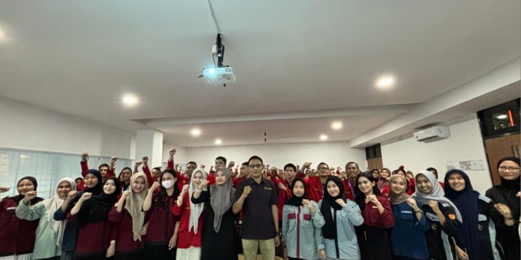 Regenerasi Kader Berkualitas, Himika Fkep Unhas Gelar LK 1