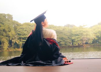 Abadikan Momen Bersejarah, Berikut 7 Rekomendasi Spot Foto Wisuda Unhas