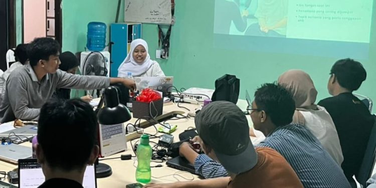 Kelas Wansus PK identitas Unhas di Rumah Kecil identitas, Selasa (30/09). Foto: IDENTITAS/Wahyu Alim Syah
