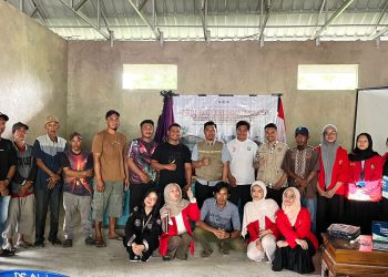 Tim PPK Ormawa Kesmas Unhas Dorong Kemandirian Ekonomi Pesisir Lewat Inovasi Rumput 