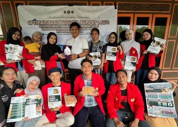 PPK Ormawa Kesmas Unhas Gelar Evaluasi dan Pelatihan Rumput Laut di Pangkep