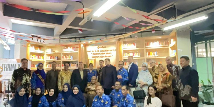 Perpustakaan Unhas Resmikan Koleksi Galeri Guru Besar Fakultas Hukum Unhas