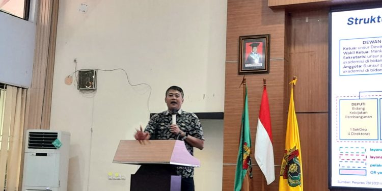 Fahutan Unhas Adakan Kuliah Umum Ulik Riset Biomassa dan Bioproduk bersama BRIN