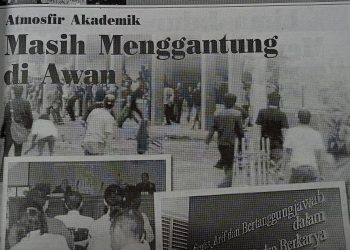 Potongan Laporan Utama dari terbitan identitas edisi Awal Maret 2005 dengan judul "Atmosfir Akademik Masih Menggantung di Awan". Foto: Arsip identitas