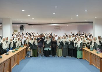 Foto bersama pasca sosialisasi keunggulan Unhas di Aula LPMPP, Rabu (10/12). Foto: Dokumentasi pribadi