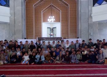 Unit Kegiatan Mahasiswa Lembaga Dakwah Kampus Mahasiswa Pencinta Mushola (UKM LDK MPM) Universitas Hasanuddin (Unhas) menyelenggarakan kegiatan Ramah Tamah Studi Al-Qur’an Intensif (Sains) Semester Ganjil 2025 di Masjid Ikhtiar Kampus Unhas, Sabtu (06/11). Foto: Dokumentasi pribadi